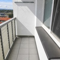 3530_5524690978.jpg